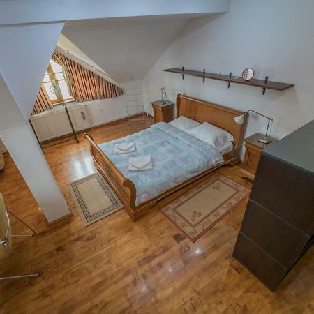 Villa Bonita En Plopilor Sibiu Eksteriør bilde